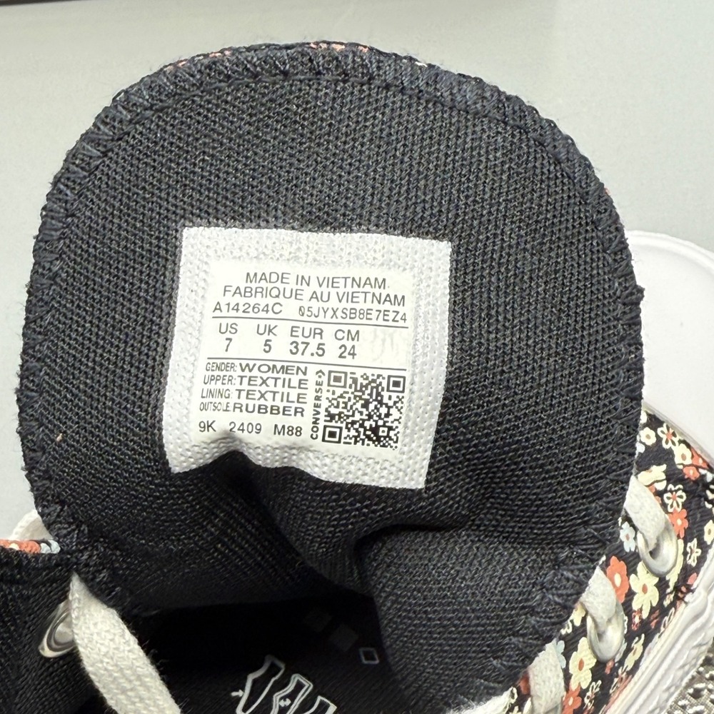 Converse Women's 7 Hi Top Sneakers Platform CTAS Lift Embroidered Flower A14264C - Picture 11 of 13
